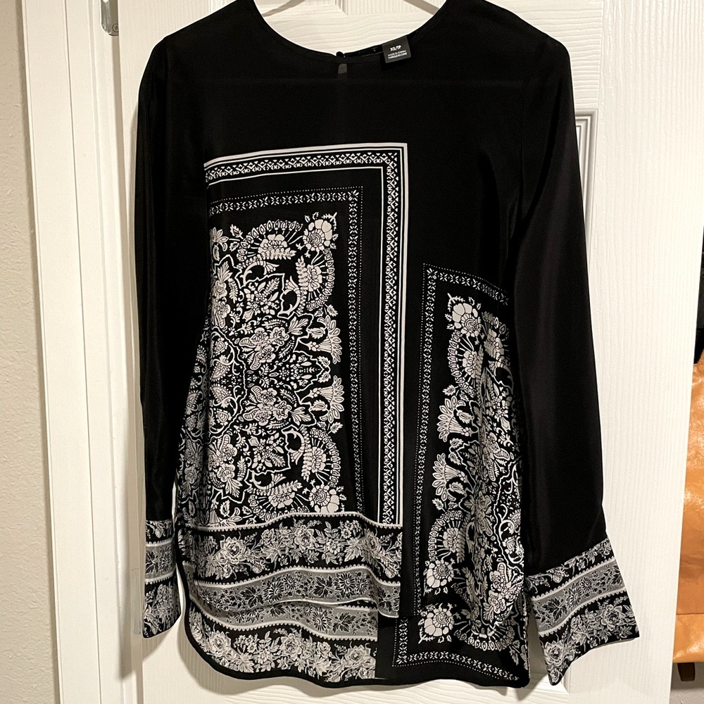 Club Monaco silk black and white blouse